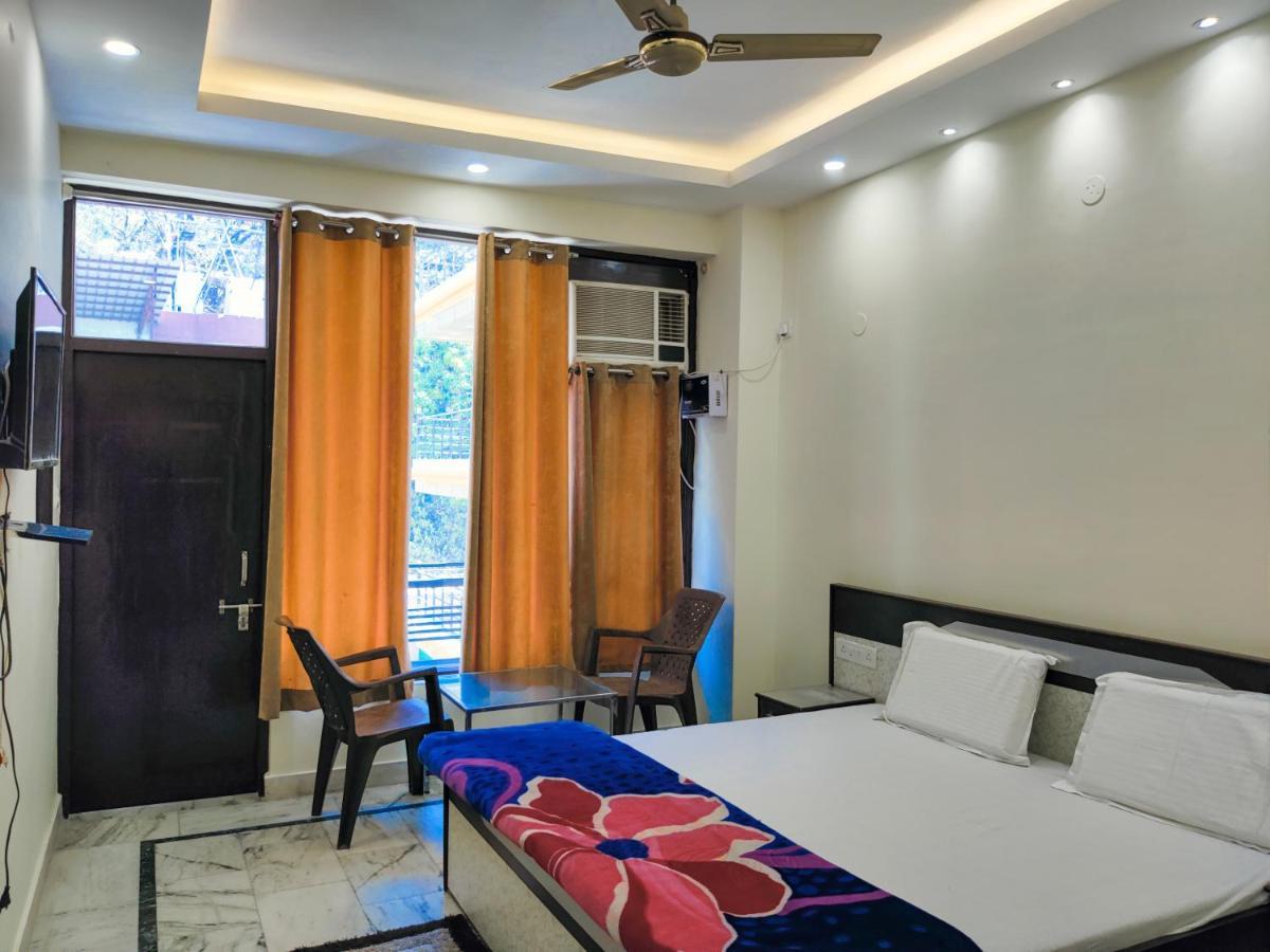 Hotel Orange Classic Rishīkesh Exterior foto